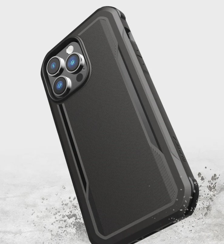 X-DoriaRaptic Fort built for MagSafe