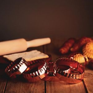 Royalford 5 Pcs Round Cookie Cutter Set - Stainless Steel - Multicolour