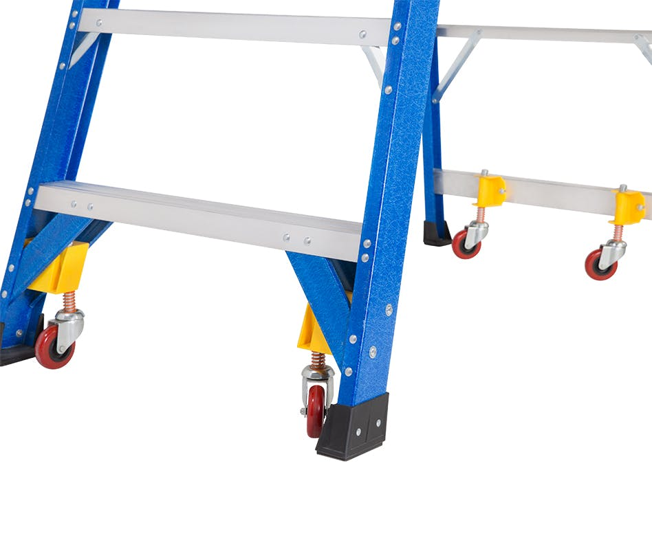 GAZELLE G3906 6 FT. SAFETOP FIBERGLASS PLATFORM LADDER FOR WORKING HEIGHT UP TO 12 FT.