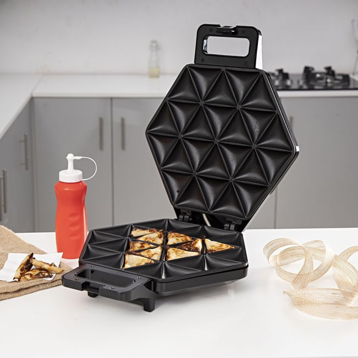 Geepas Smart Samosa Maker Kitchen Appliance Mould Machine Bundle - Make 24 Deep Fill Perfect Samosas Every Time - Wide Opening Non Stick Plates, Indicator Lights