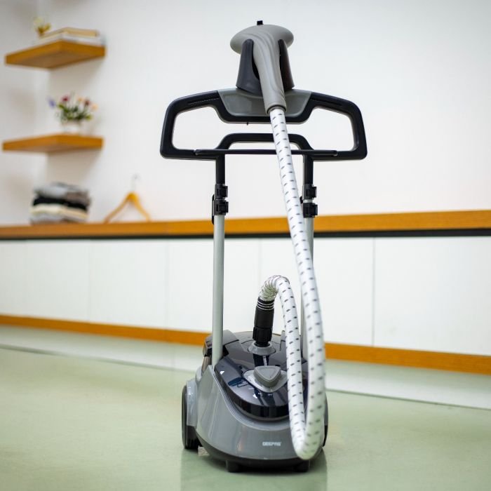 Garment Steamer,3 Steam Settings, Dual Bar Support, GGS25032, Thermostat Protection,2.6L Water Tank Capacity, Powerful Steam,2 Years Warranty,3 Steam Settings, 1800W, Portable And Lightweight