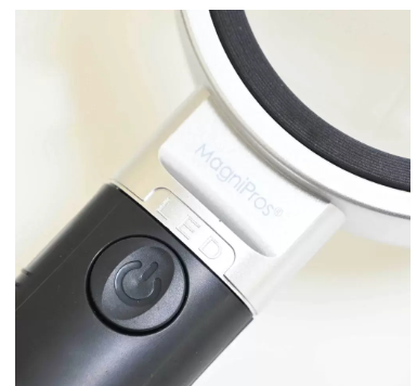 FIS 10X Round Handheld Magnifying Glass with 12 LED Lights -EYMG1812