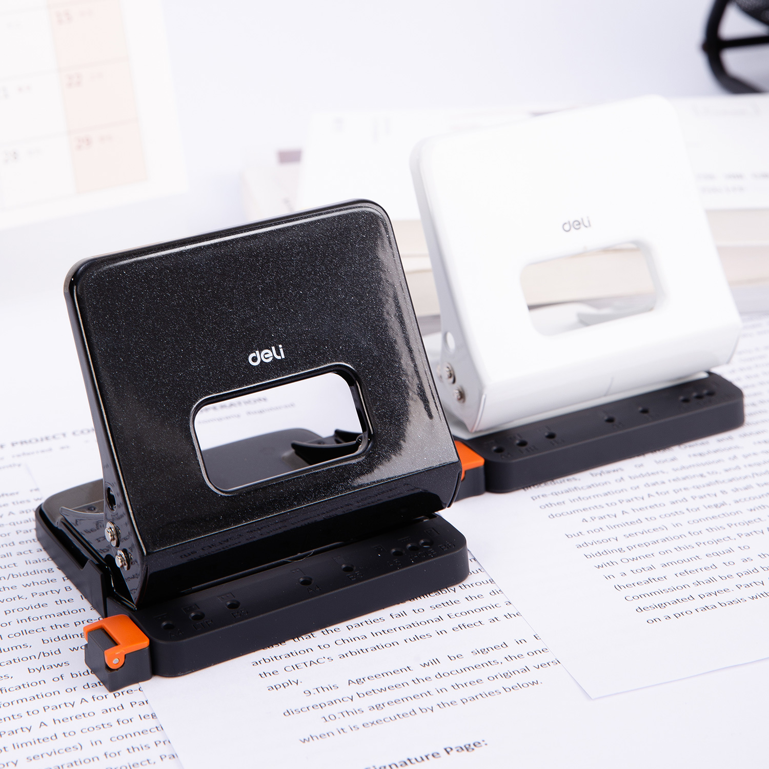 Deli-E0142 Effortless Punch