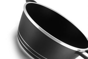 Royalford Die Cast 36 Cm Casserole With Glass Lid - Aluminium - Black