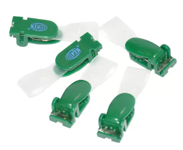 50-Piece FIS Name Badge Clip Green - FSNAB-02GR