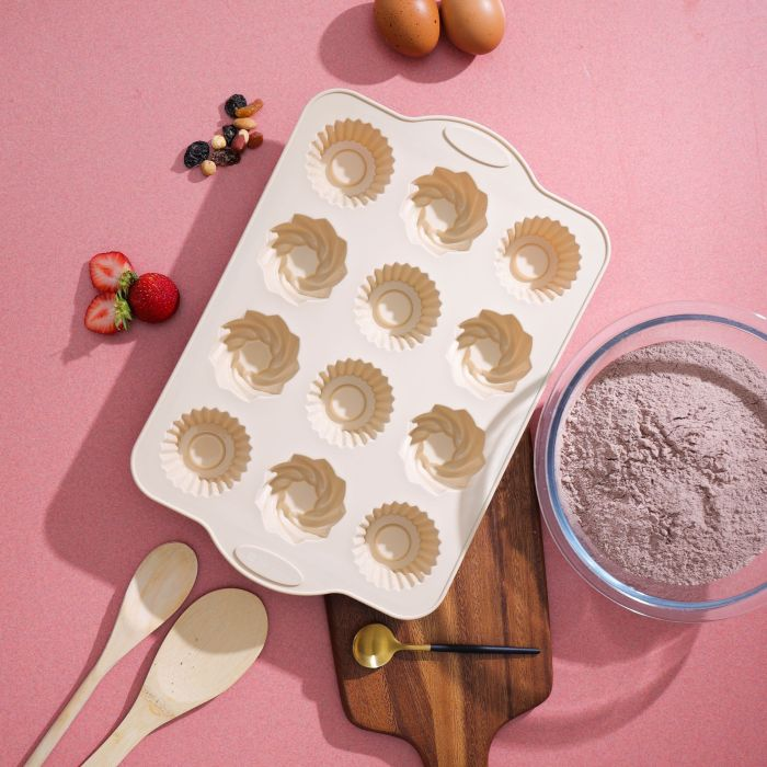 Royalford RF9800 Muffin Pan Beige 12 Cup (34x22 Cm) - Cupcake Tray/Baking Pan - Silicone Build, Easy Release Mince Pie/Cupcake Tin - Ideal For Cupcakes Muffin Pie Yorkshire Pudding Baking