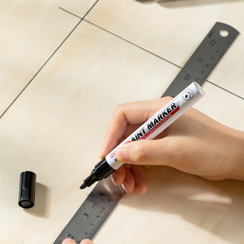 Deli EU500 Paint Marker, 2mm Bullet Tip Black (12Pcs/Pack)