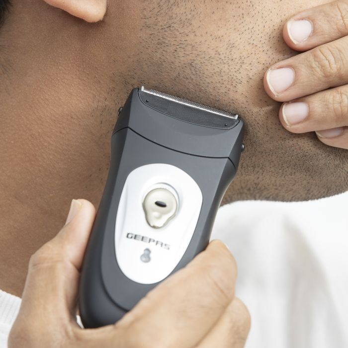 Geepas Men’s Electric Foil Shaver - Mini Travel Rechargeable Precision Foil Shaver With Sideburn Trimmer For Beard & Stubble - Cordless Electric Beard Razor - Reciprocating Trimmer - 2 Year Warranty