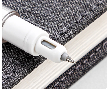 Deli A62 student gel pen 0.38mm reinforced needle tube Smooth writing neutral pen no seal style signature pen Cold wind